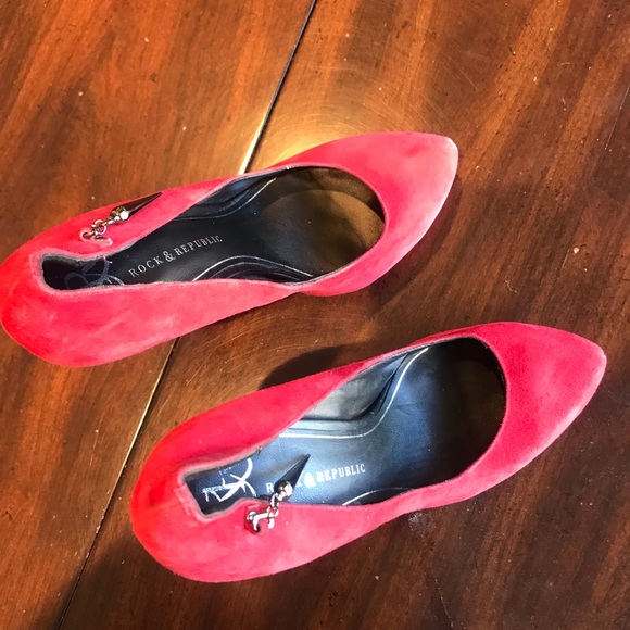 Rock & Republic Red High Heels - Picture 4 of 4